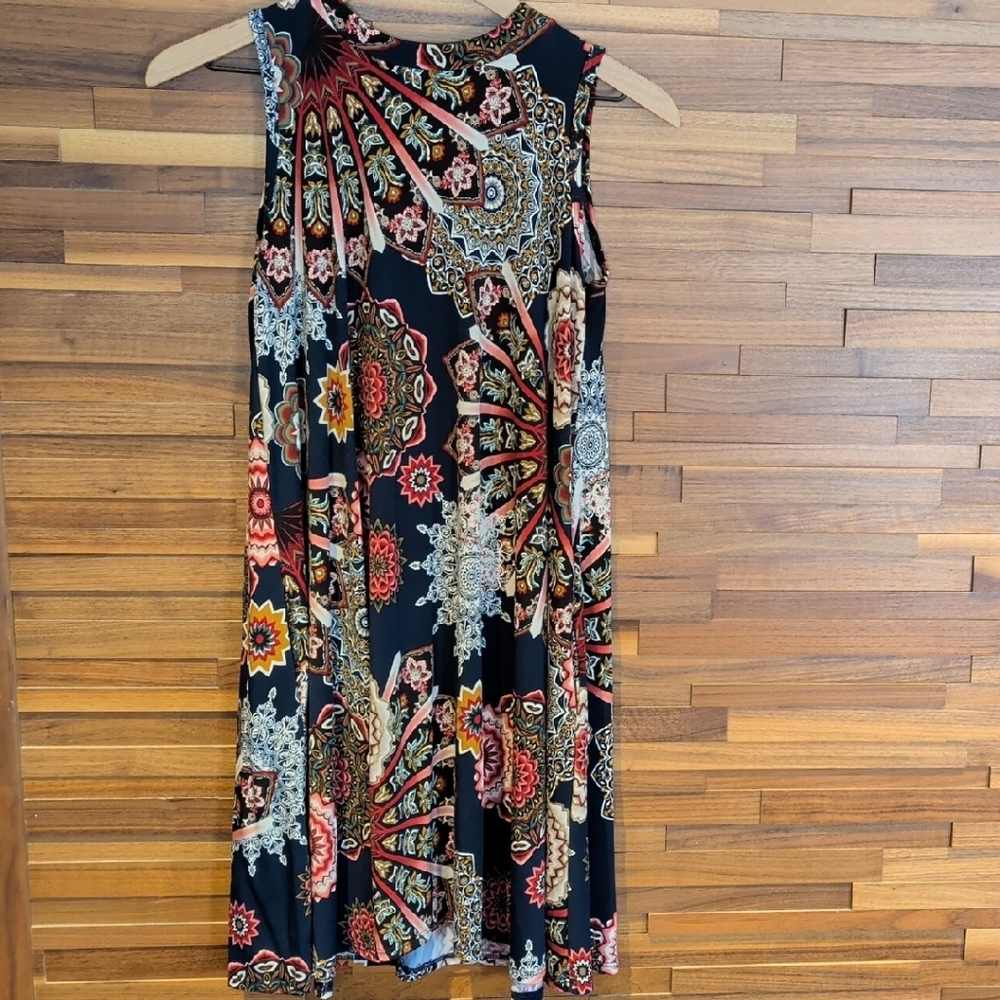 Sleeveless Black Maxi Dress with Multicolor Medallion Print
